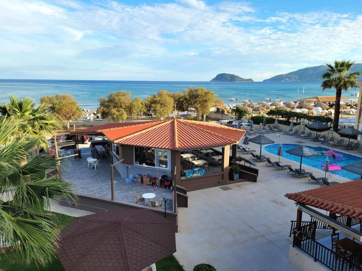 Jannos Aparthotel