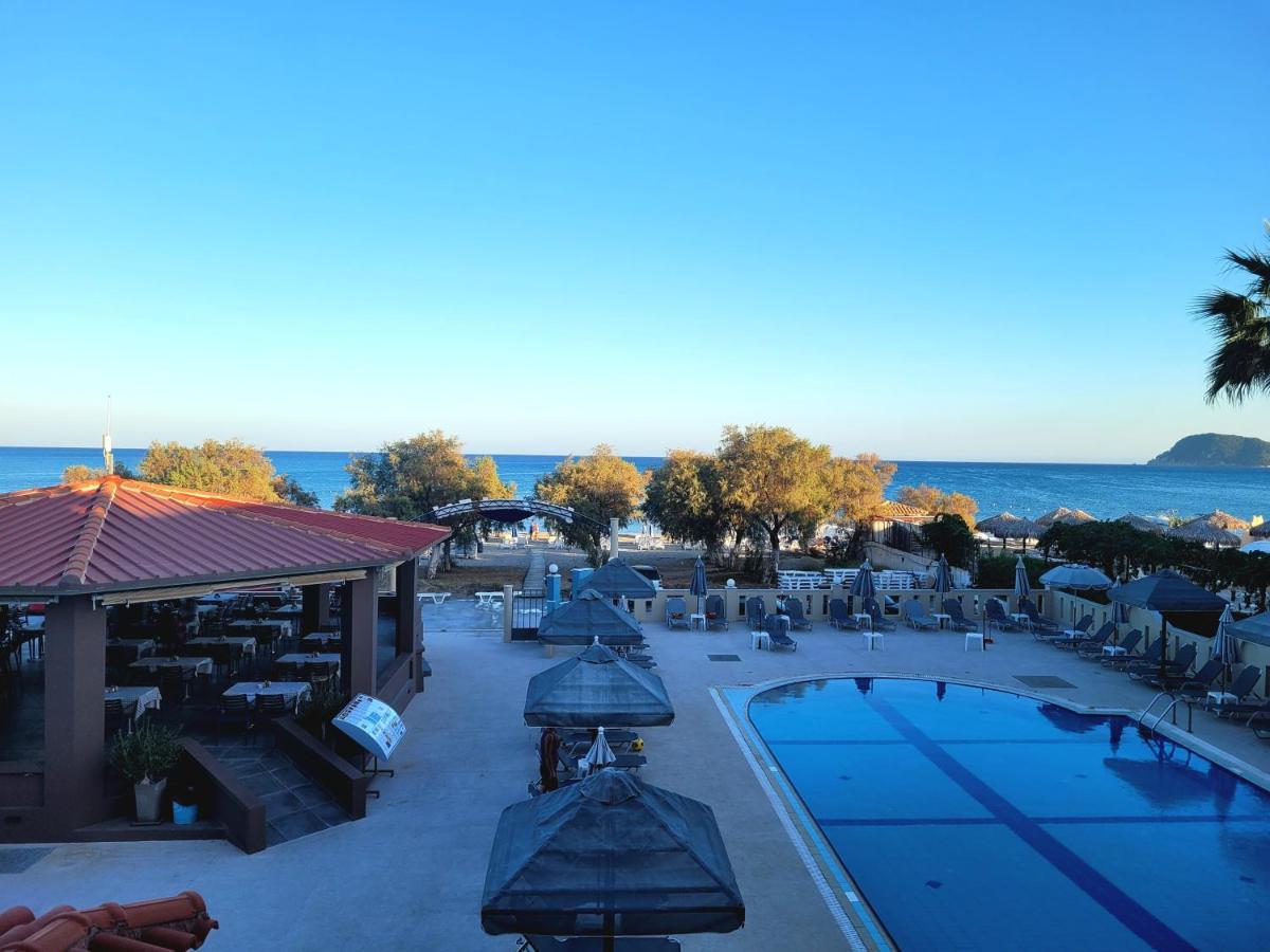 Jannos Aparthotel